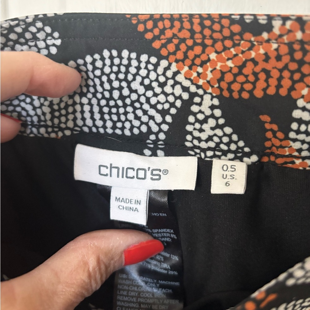 Chico's Black and Orange Artistic Skort - Picture 3 of 3